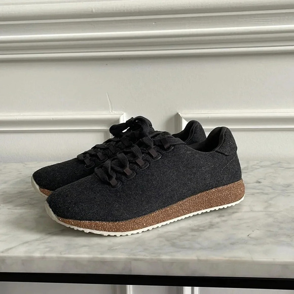 Madden Girl sneakers new in box size 8 and 10 - Picture 4 of 9